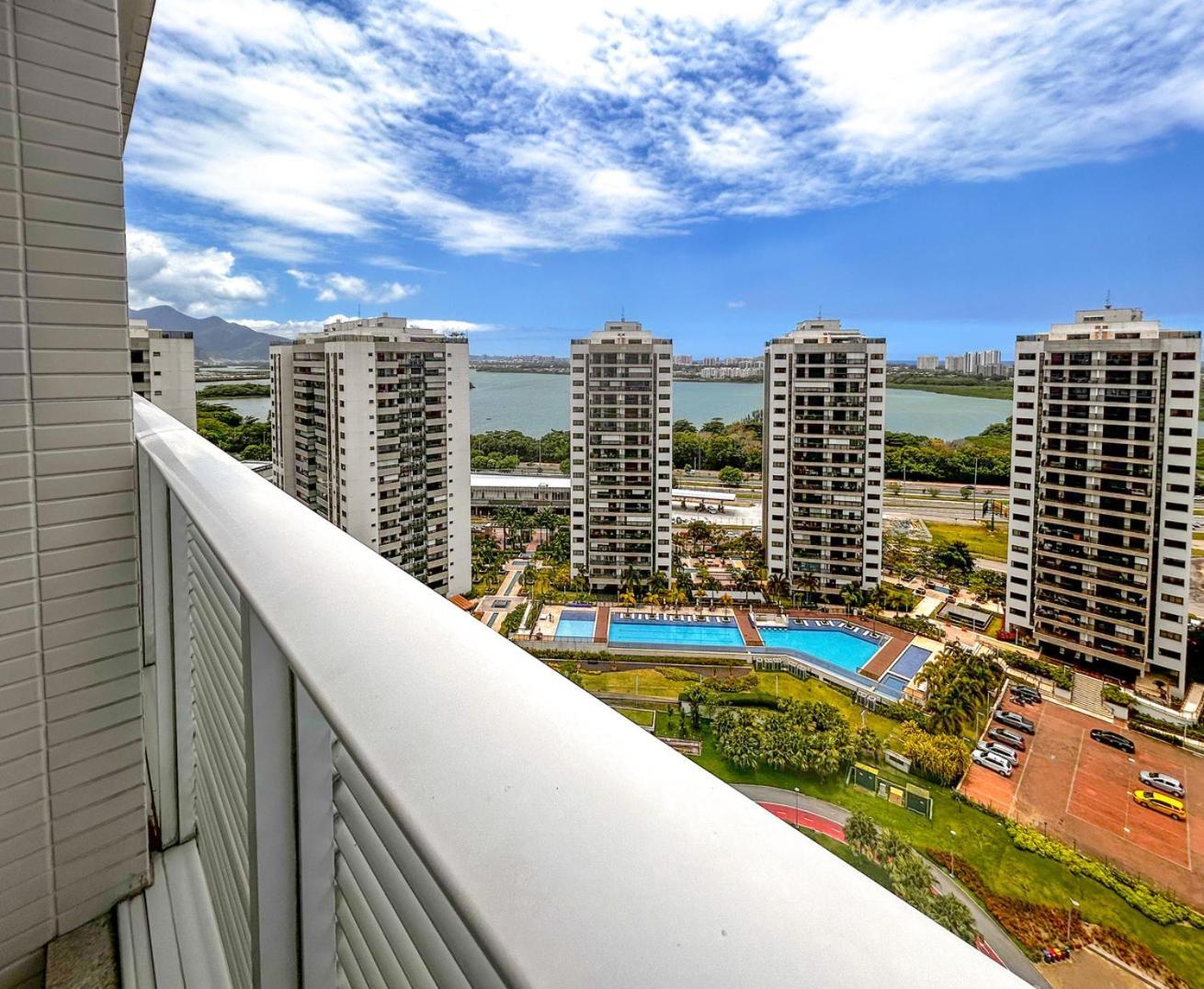 Apartamento Apto C Vista P O Mar E Lagoa Na Barra Da Tijuca Rj *